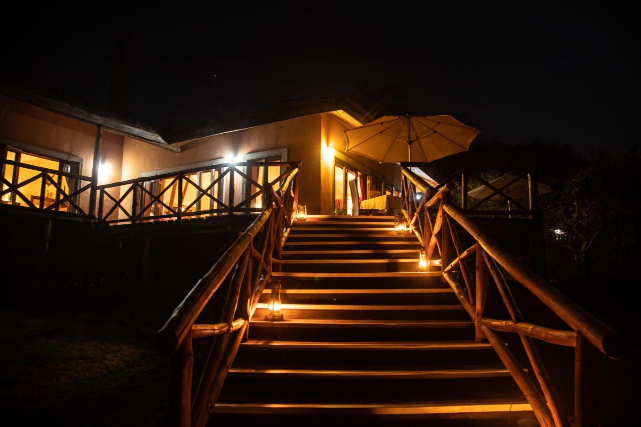 Escarpment Luxury Lodge Manyara Mto wa Mbu Exteriör bild