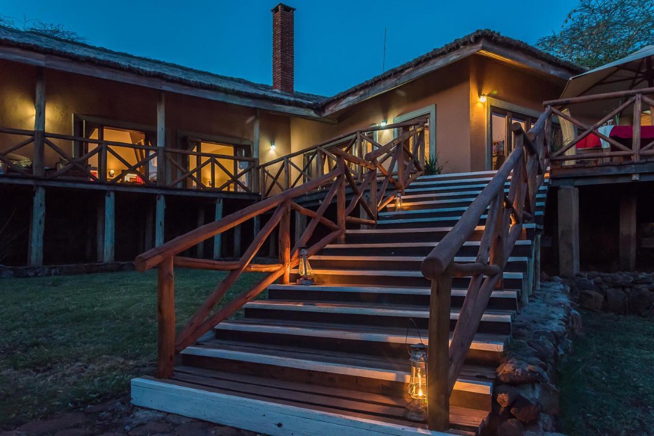 Escarpment Luxury Lodge Manyara Mto wa Mbu Exteriör bild