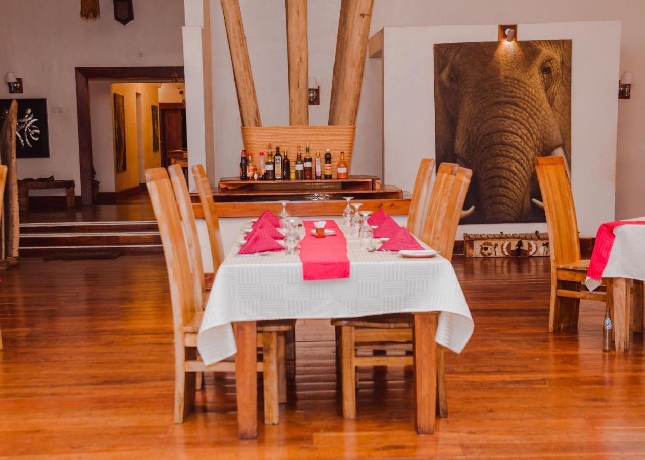 Escarpment Luxury Lodge Manyara Mto wa Mbu Exteriör bild