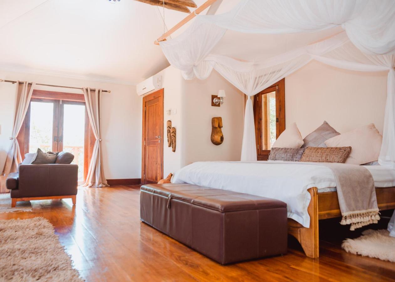 Escarpment Luxury Lodge Manyara Mto wa Mbu Exteriör bild