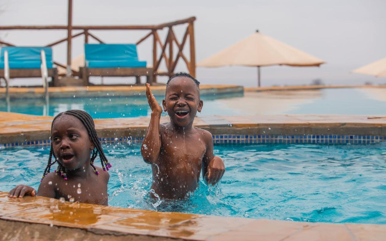 Escarpment Luxury Lodge Manyara Mto wa Mbu Exteriör bild