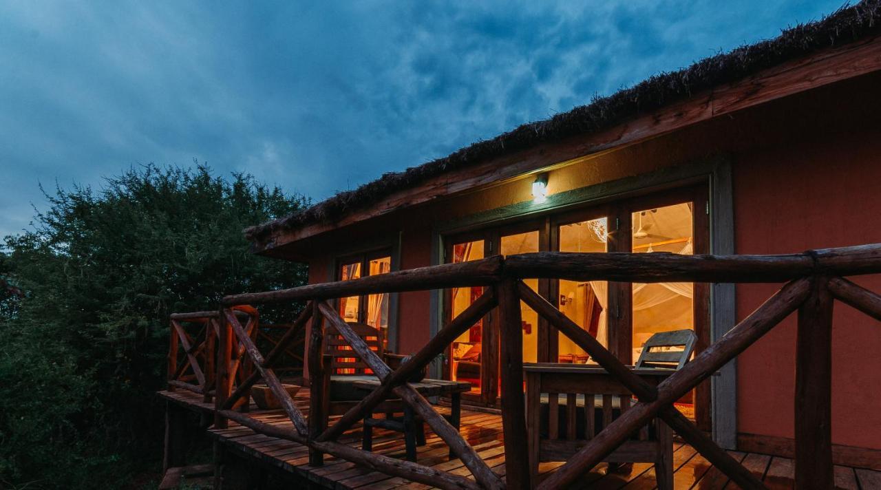 Escarpment Luxury Lodge Manyara Mto wa Mbu Exteriör bild