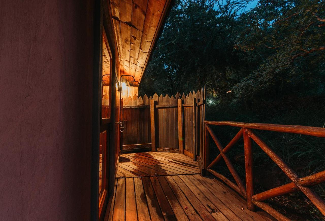 Escarpment Luxury Lodge Manyara Mto wa Mbu Exteriör bild